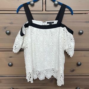 Aqua White Cold-Shoulder Lace/Crochet Top with Black Ribbon Size Medium